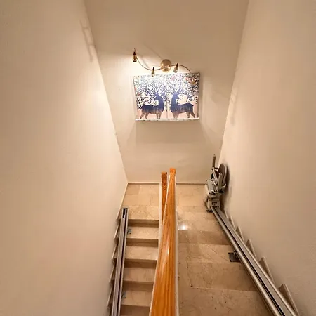 Apartment Port &